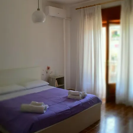 Xenia Apartment *