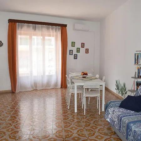 Xenia Apartment